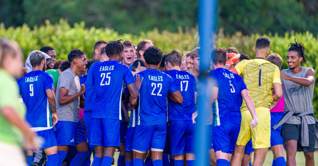 Através do intercâmbio acadêmico e esportivo você desenvolverá habilidades que levará por toda vida.